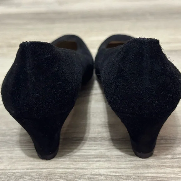 Salvatore Ferragamo VINTAGE RARE Black Suede Pumps Heels Size 5 WORN ONCE - Picture 7 of 11